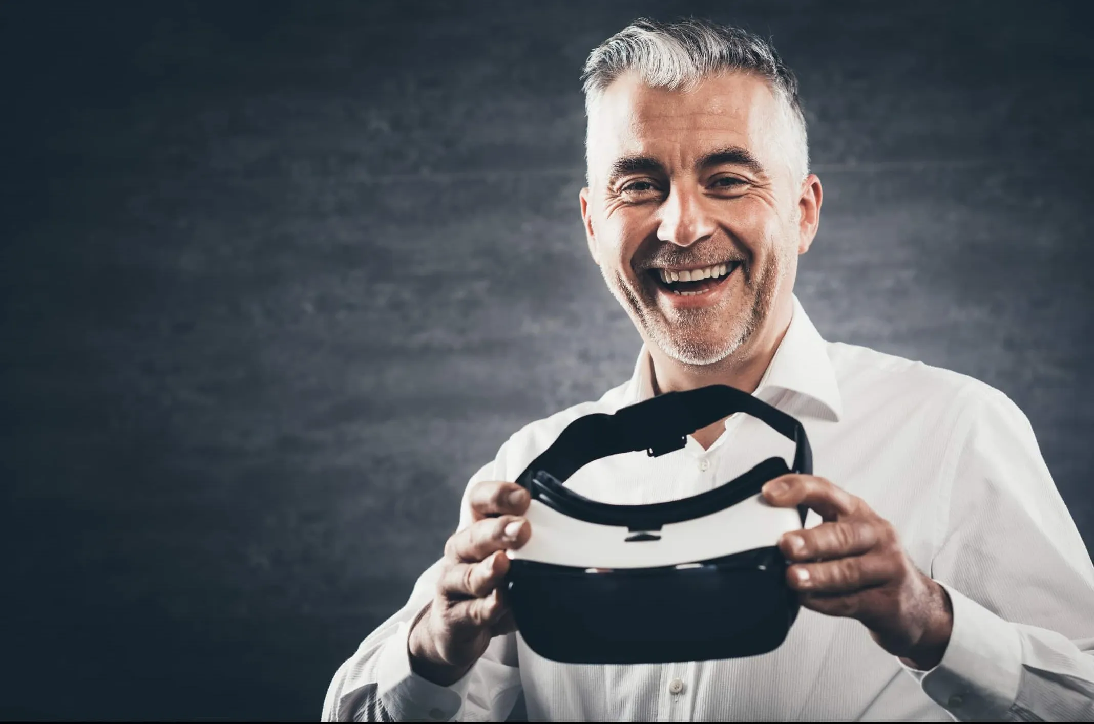 VR headset used for virtual smoke school